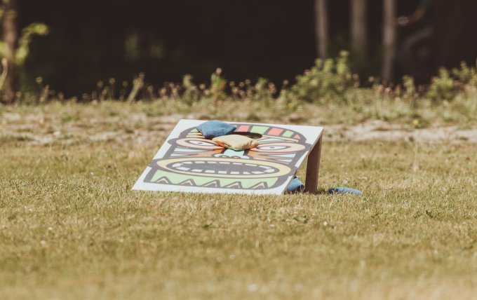 origineel bedrijfsuitje Cornhole