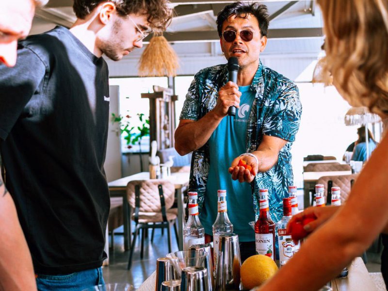 Cocktail shaken