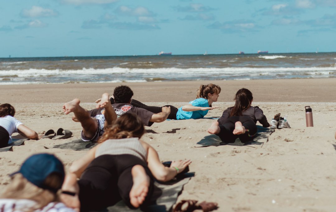 Yoga activiteit in Scheveningen