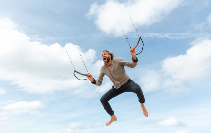 Strandactiviteit Powerkiten Scheveningen